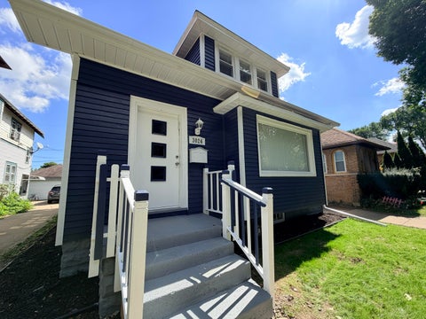 Photo of 3024 N 44th St, Milwaukee, WI 53210 (MLS # 1980500)