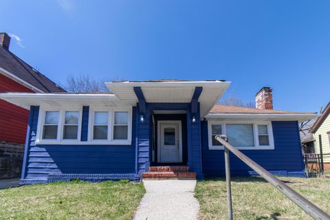 Photo of 3409 N Vel Phillips Ave, Milwaukee, WI 53212 (MLS # 1957961)