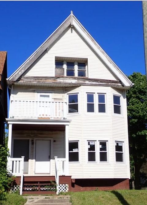 Photo of 2039 N 39th St, Milwaukee, WI 53208 (MLS # 1957543)