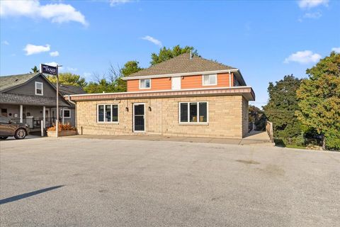 Photo of 1817 N Main St, West Bend, WI 53090 (MLS # 1959341)