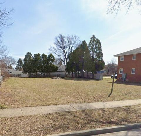 Photo of 2174 S 96th St, West Allis, WI 53227 (MLS # 1972213)
