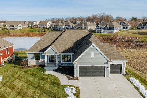 Photo of 1424 White Deer Trl, Waukesha, WI 53189 (MLS # 1946077)