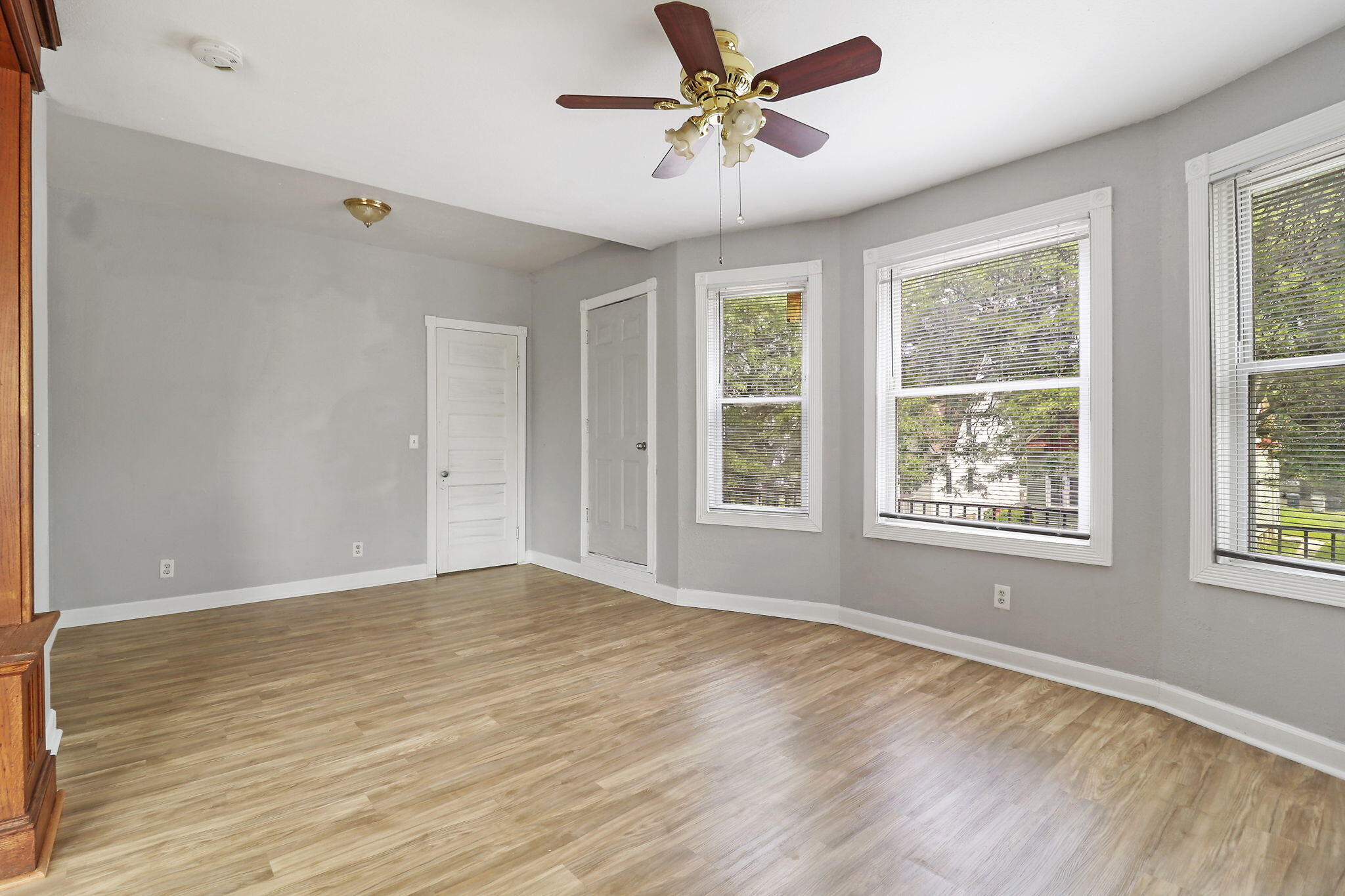 Milwaukee, Wisconsin 53208, United States, 4 Bedrooms Bedrooms, ,3 BathroomsBathrooms,Residential,Pending,172759