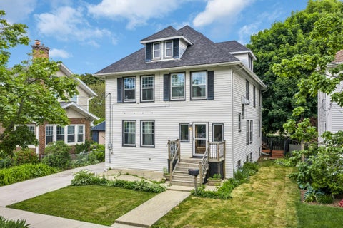Photo of 6223 5th Ave, Kenosha, WI 53143 (MLS # 1966544)