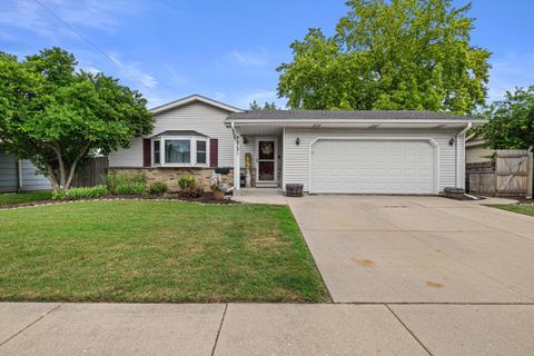 Photo of 7913 48th Ave, Kenosha, WI 53142 (MLS # 1973120)