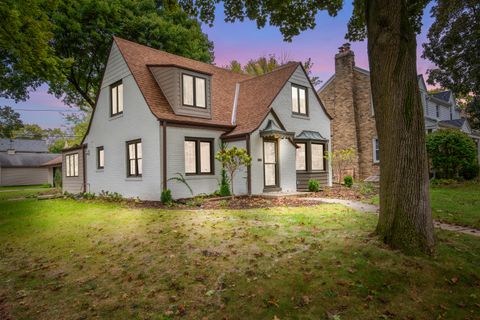 Photo of 2578 N 88th St, Wauwatosa, WI 53226 (MLS # 1948865)