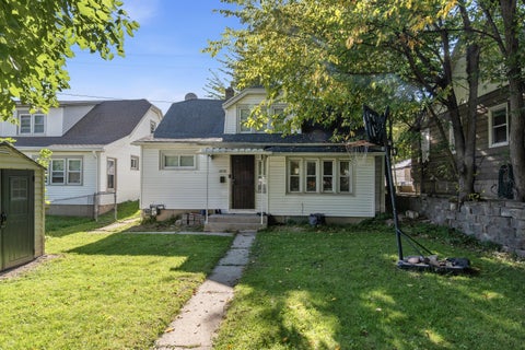 Photo of 4719 W Fond Du Lac Ave, Milwaukee, WI 53216 (MLS # 1986061)
