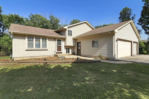 Photo of 11788 231st Ct, Salem Lakes, WI 53179 (MLS # 1967575)