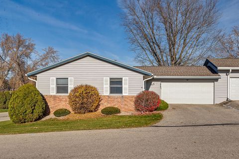 Photo of 3447 Linbridge Ct, La Crosse, WI 54601 (MLS # 1945513)