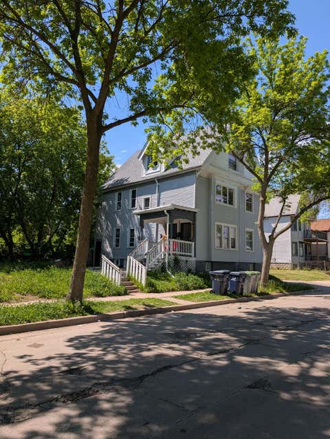 Photo of 2411 N 16th St, Milwaukee, WI 53206 (MLS # 1967247)