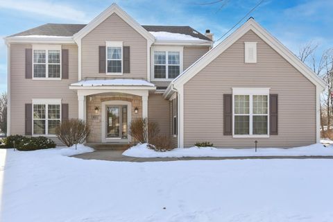 Photo of 955 Dana Ln, Waukesha, WI 53189 (MLS # 1950233)