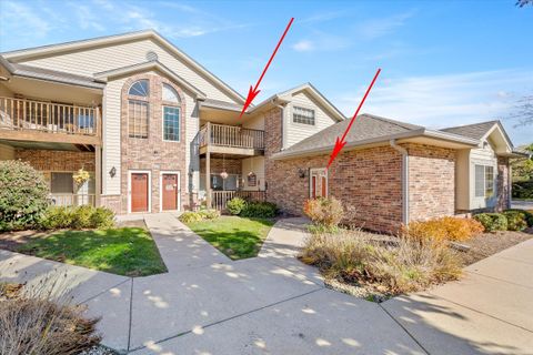 Photo of 620 Hillcrest Rd, Saukville, WI 53080 (MLS # 1941861)