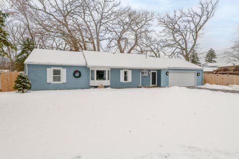 Photo of W5322 Bechaud Beach Dr, Fond Du Lac, WI 54935 (MLS # 1944859)