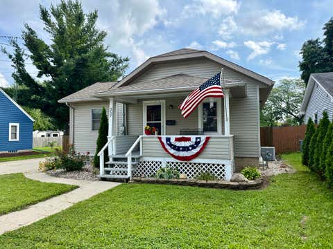 Photo of 357 Wainwright Ave, Burlington, WI 53105 (MLS # 1976477)
