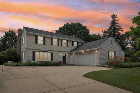 Photo of 3835 Fresno Rd, Brookfield, WI 53045 (MLS # 1925631)