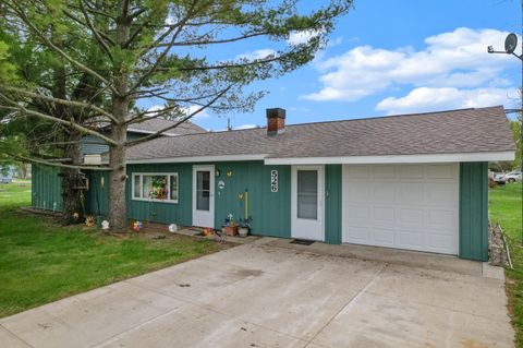 Photo of 526 S Herman St S, Buffalo City, WI 54622 (MLS # 1959848)