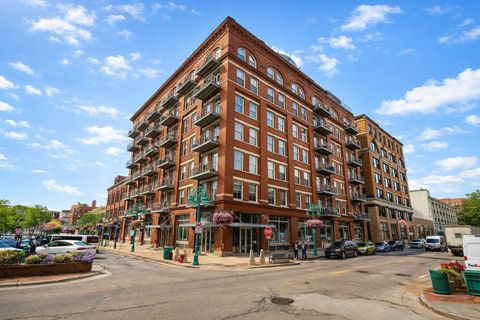 Photo of 191 N Broadway -, Milwaukee, WI 53202 (MLS # 1953614)