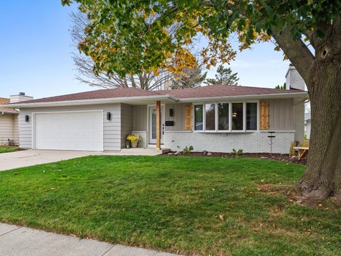 Photo of 2424 N 36th St, Sheboygan, WI 53083 (MLS # 1986478)
