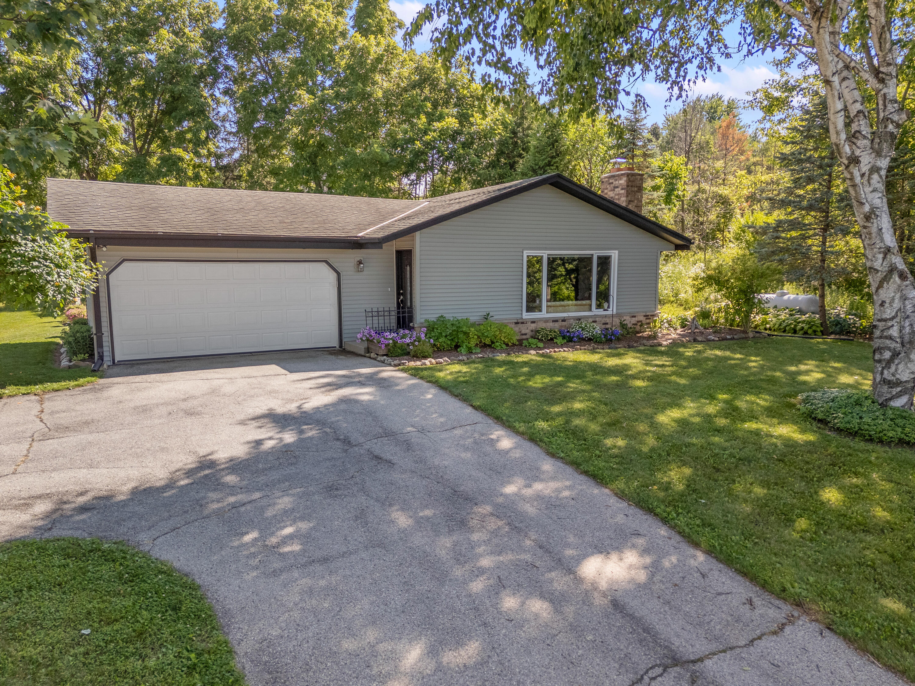 Jackson, Wisconsin 53012, United States, 3 Bedrooms Bedrooms, ,2 BathroomsBathrooms,Residential,Active,179397