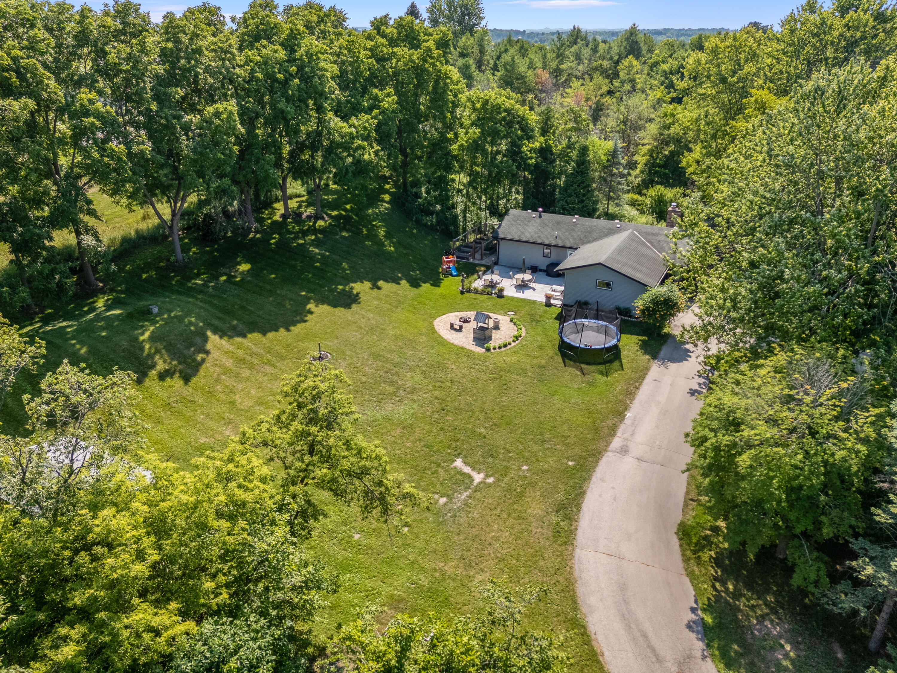 Jackson, Wisconsin 53012, United States, 3 Bedrooms Bedrooms, ,2 BathroomsBathrooms,Residential,Active,179397