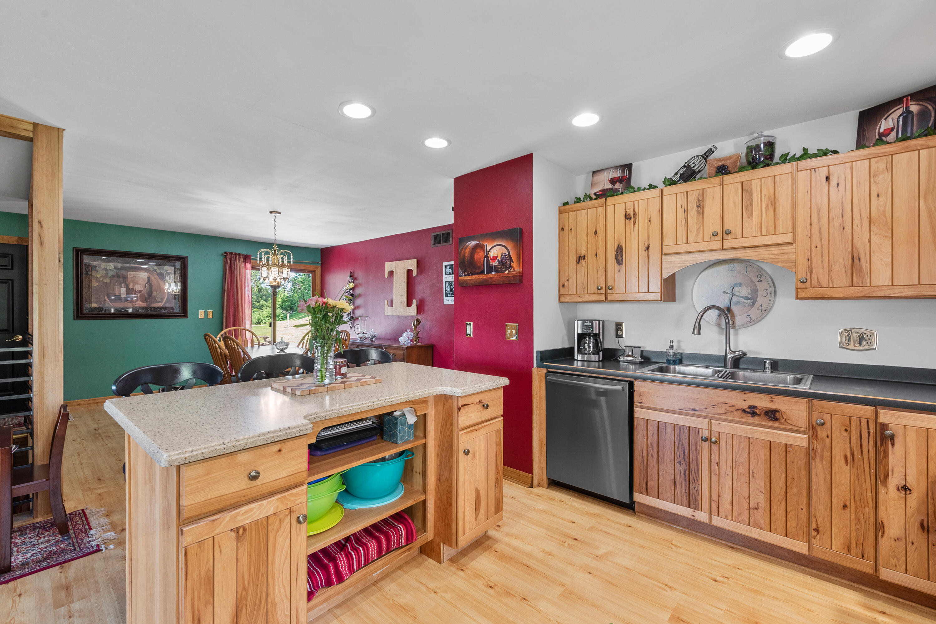 Jackson, Wisconsin 53012, United States, 3 Bedrooms Bedrooms, ,2 BathroomsBathrooms,Residential,Active,179397