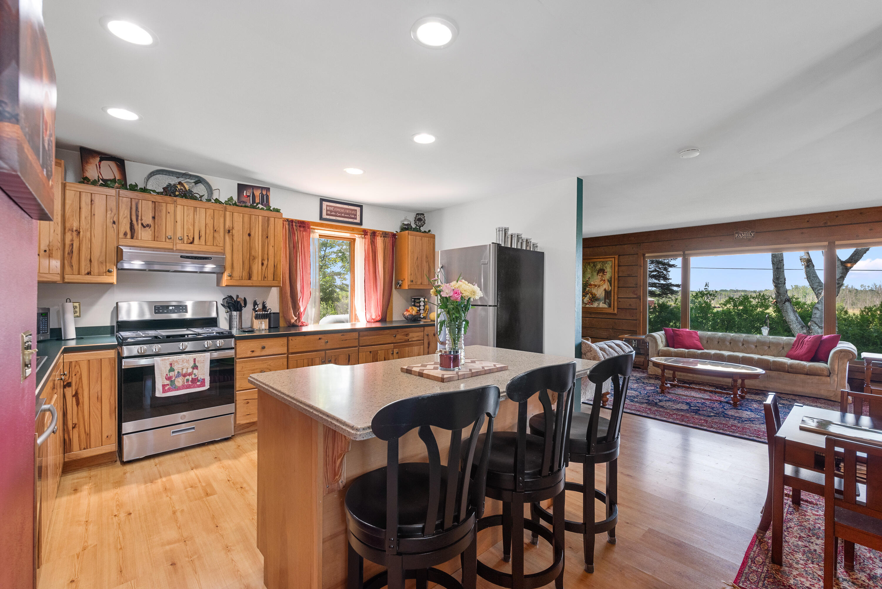 Jackson, Wisconsin 53012, United States, 3 Bedrooms Bedrooms, ,2 BathroomsBathrooms,Residential,Active,179397