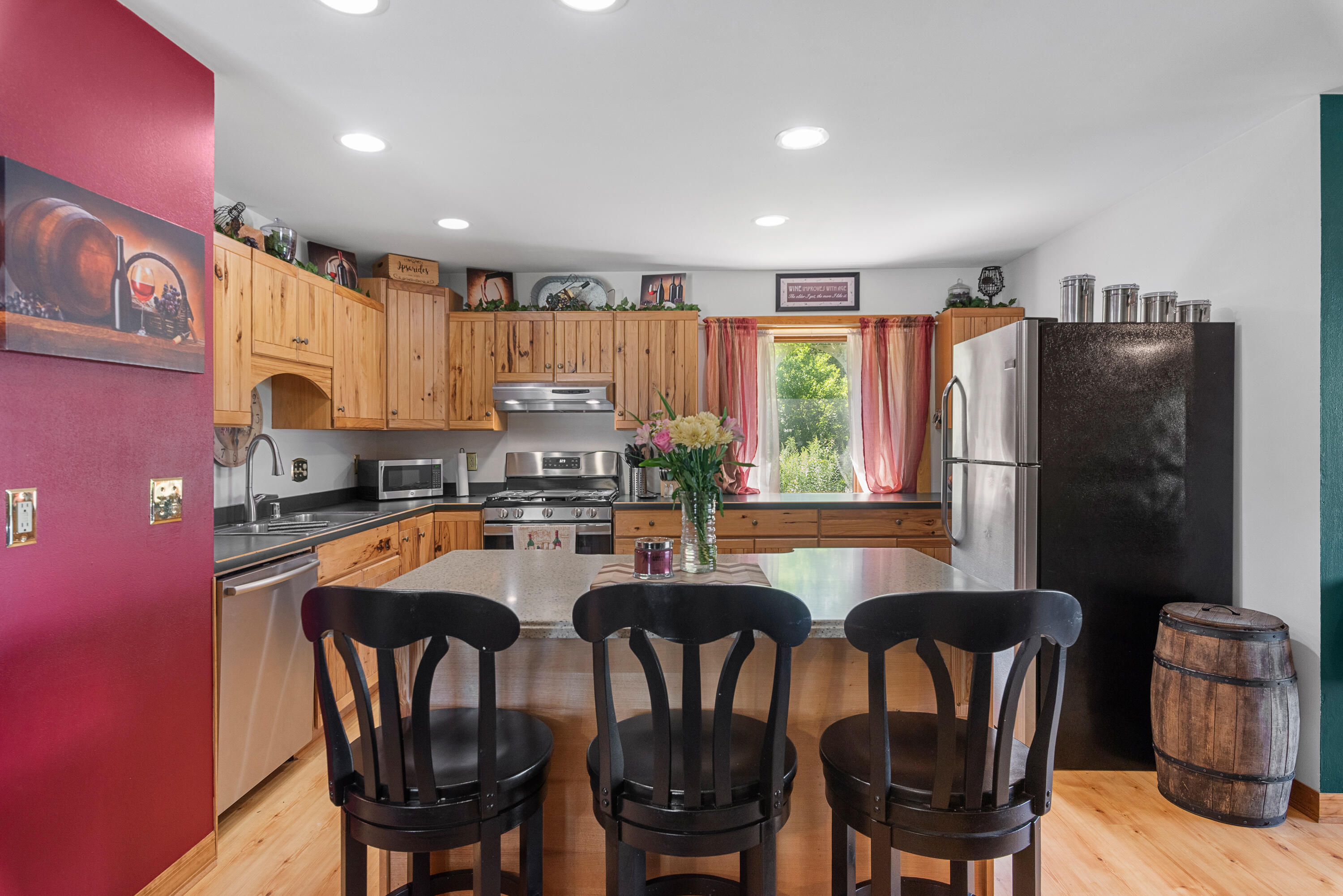 Jackson, Wisconsin 53012, United States, 3 Bedrooms Bedrooms, ,2 BathroomsBathrooms,Residential,Active,179397