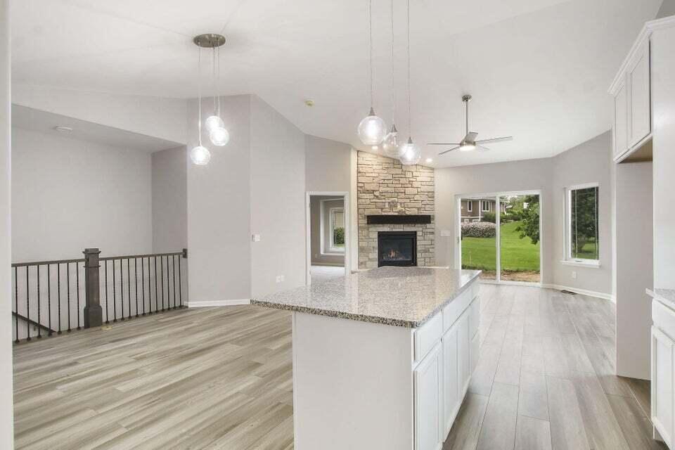 Twin Lakes, Wisconsin 53181, United States, 2 Bedrooms Bedrooms, ,2 BathroomsBathrooms,Residential,Active,184741