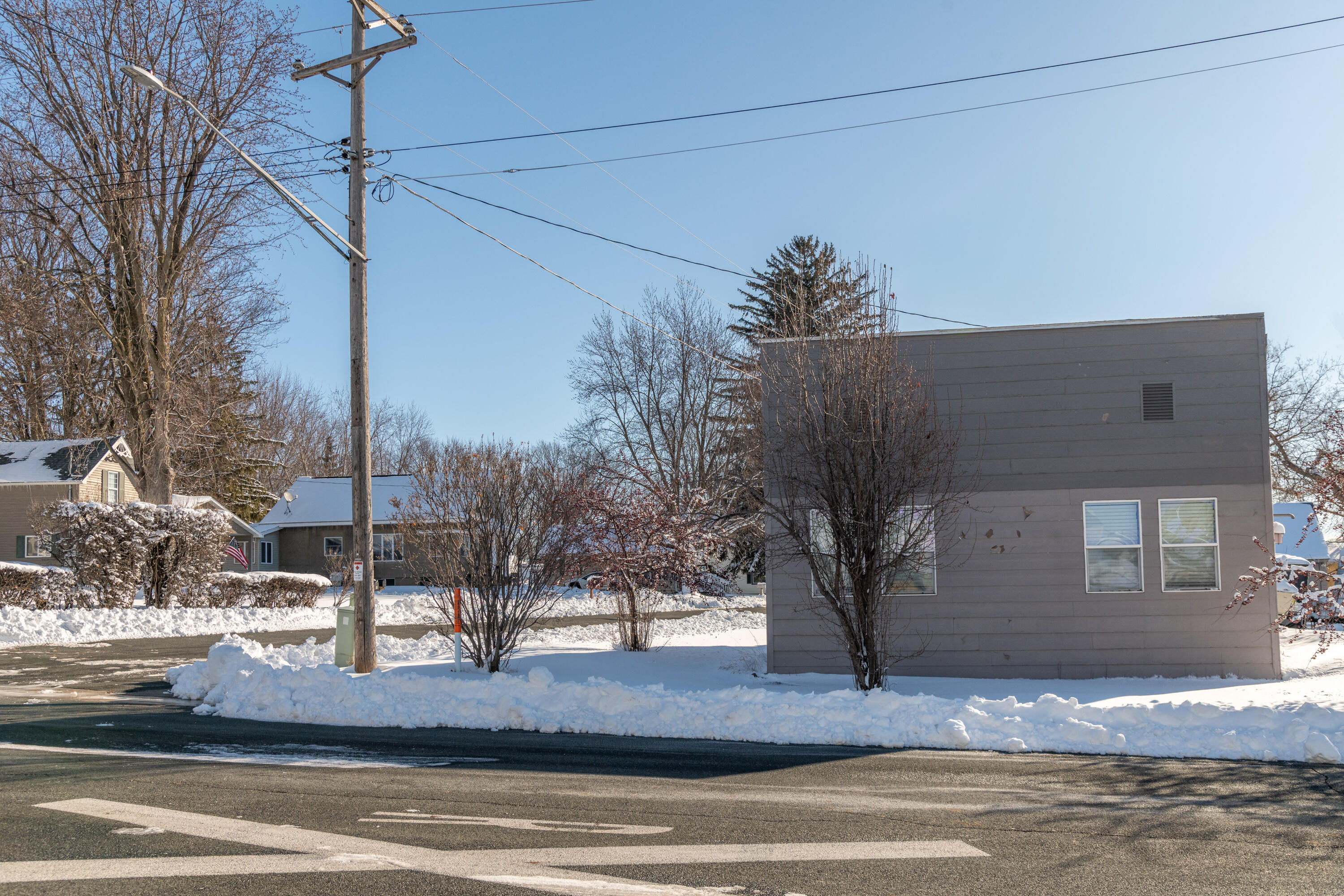 Roberts, Wisconsin 54023, United States, 2 Bedrooms Bedrooms, ,1 BathroomBathrooms,Residential,Active,85182