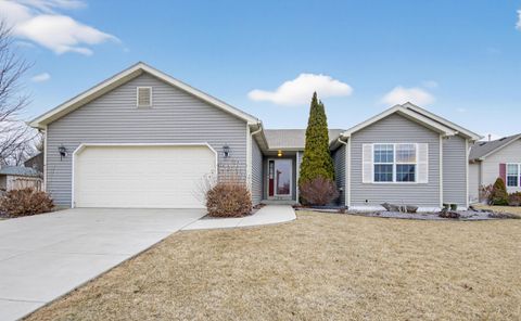 Photo of 9518 Jasmine Ct, Sturtevant, WI 53177 (MLS # 1952495)