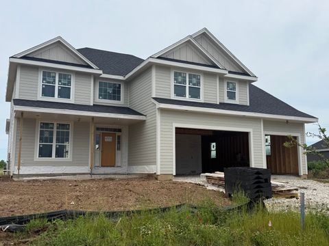 Photo of 9842 N Migratory Ct, Mequon, WI 53097 (MLS # 1947759)