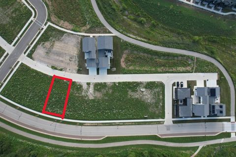 Photo of 9407 S Lake Vista Pkwy, Oak Creek, WI 53154 (MLS # 1950670)