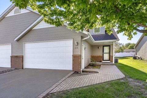 Photo of 1338 Rosewood Trl, Onalaska, WI 54650 (MLS # 1961813)