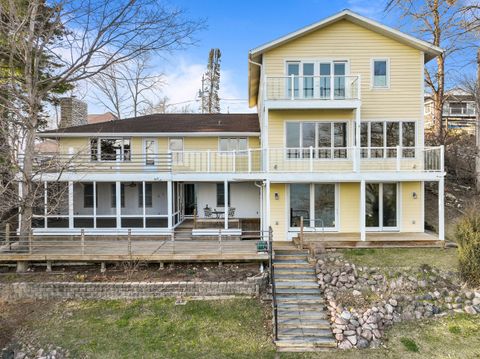 Photo of W2115 Beulah Heights Rd, East Troy, WI 53120 (MLS # 1955331)