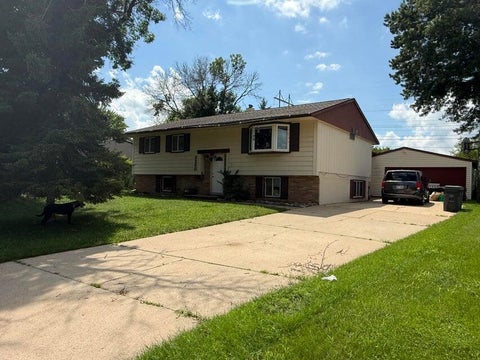 Photo of 3260 33rd St S, La Crosse, WI 54601 (MLS # 1979129)