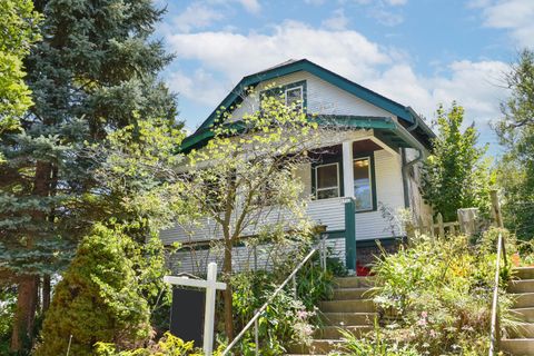 Photo of 1713 E Newport Ave, Milwaukee, WI 53211 (MLS # 1932145) Photo of 1713 E Newport Ave, Milwaukee, WI 53211 (MLS # 1932145)