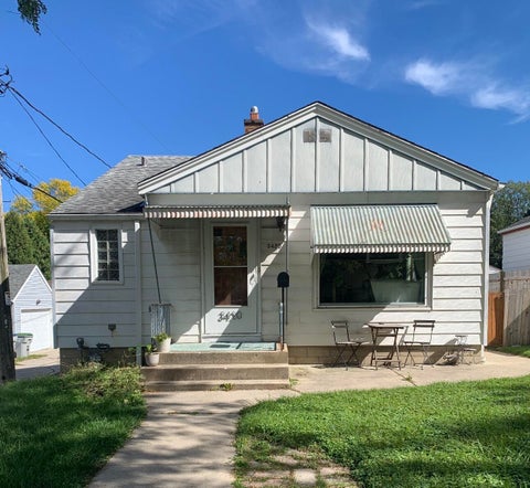 Photo of 3420 S Pine Ave, Milwaukee, WI 53207 (MLS # 1982554)
