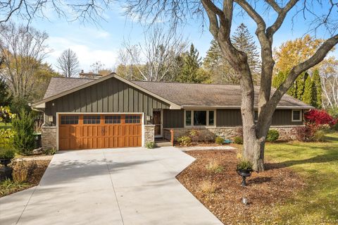 Photo of 11467 N St. James Ln, Mequon, WI 53092 (MLS # 1945139)
