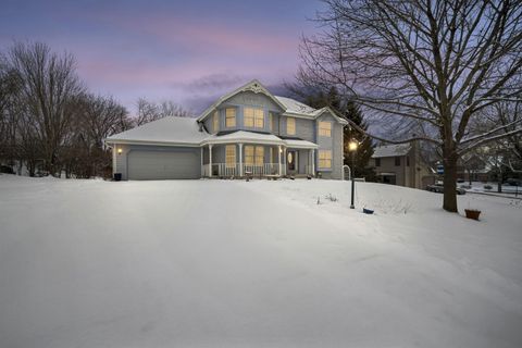Photo of W127S9686 Scott Krause Dr, Muskego, WI 53150 (MLS # 1948135)