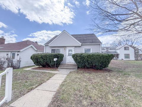Photo of 9007 W Greenfield Ave, West Allis, WI 53214 (MLS # 1956578)