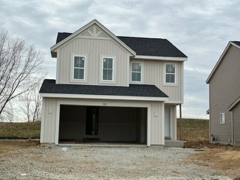 Photo of 617 Belmont Dr, Watertown, WI 53094 (MLS # 1946945)