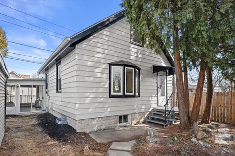 Photo of 158 N 59th St, Milwaukee, WI 53213 (MLS # 1953014)