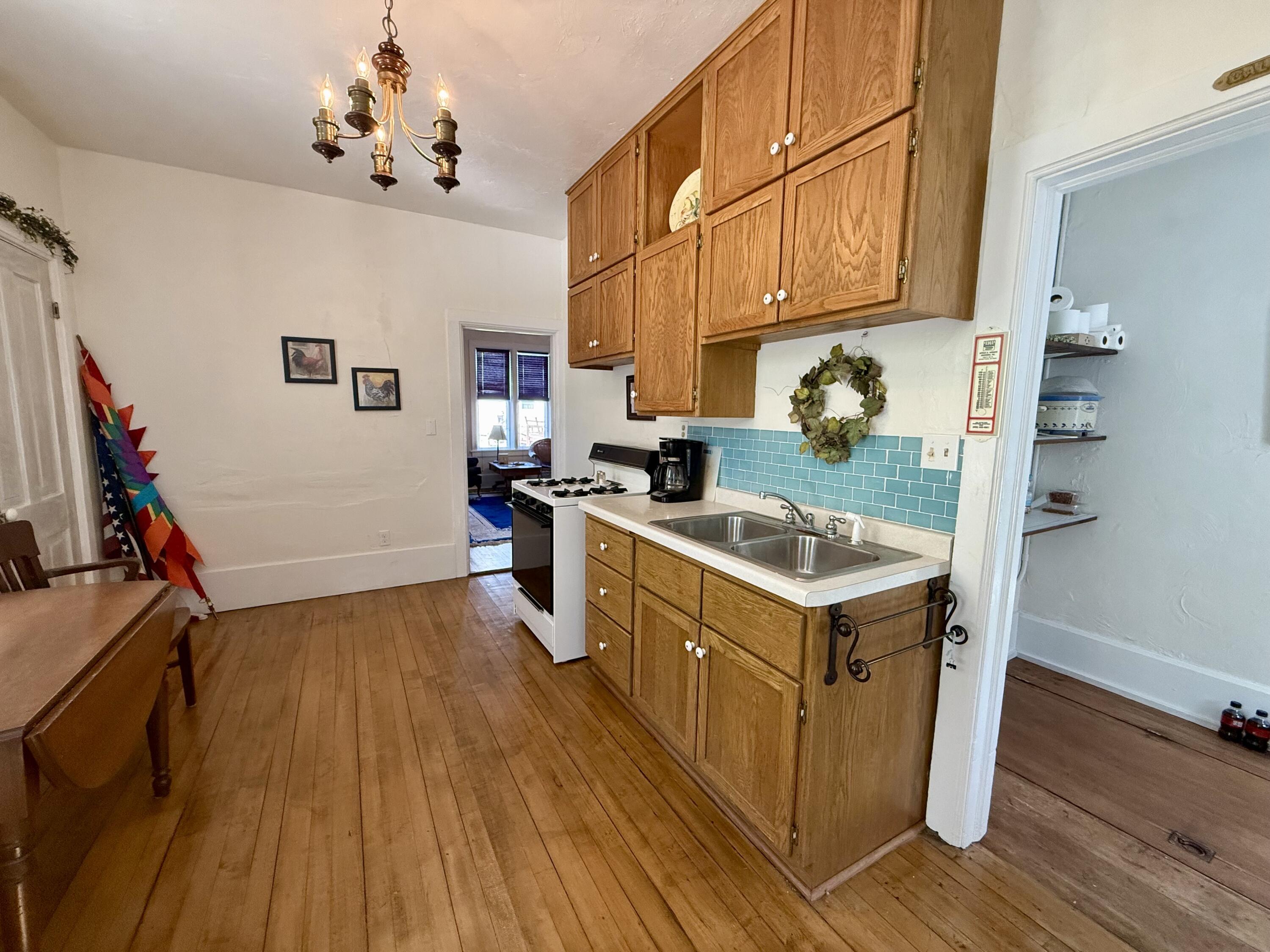 Kewaunee, Wisconsin 54216, United States, 4 Bedrooms Bedrooms, ,1 BathroomBathrooms,Residential,Active,224247