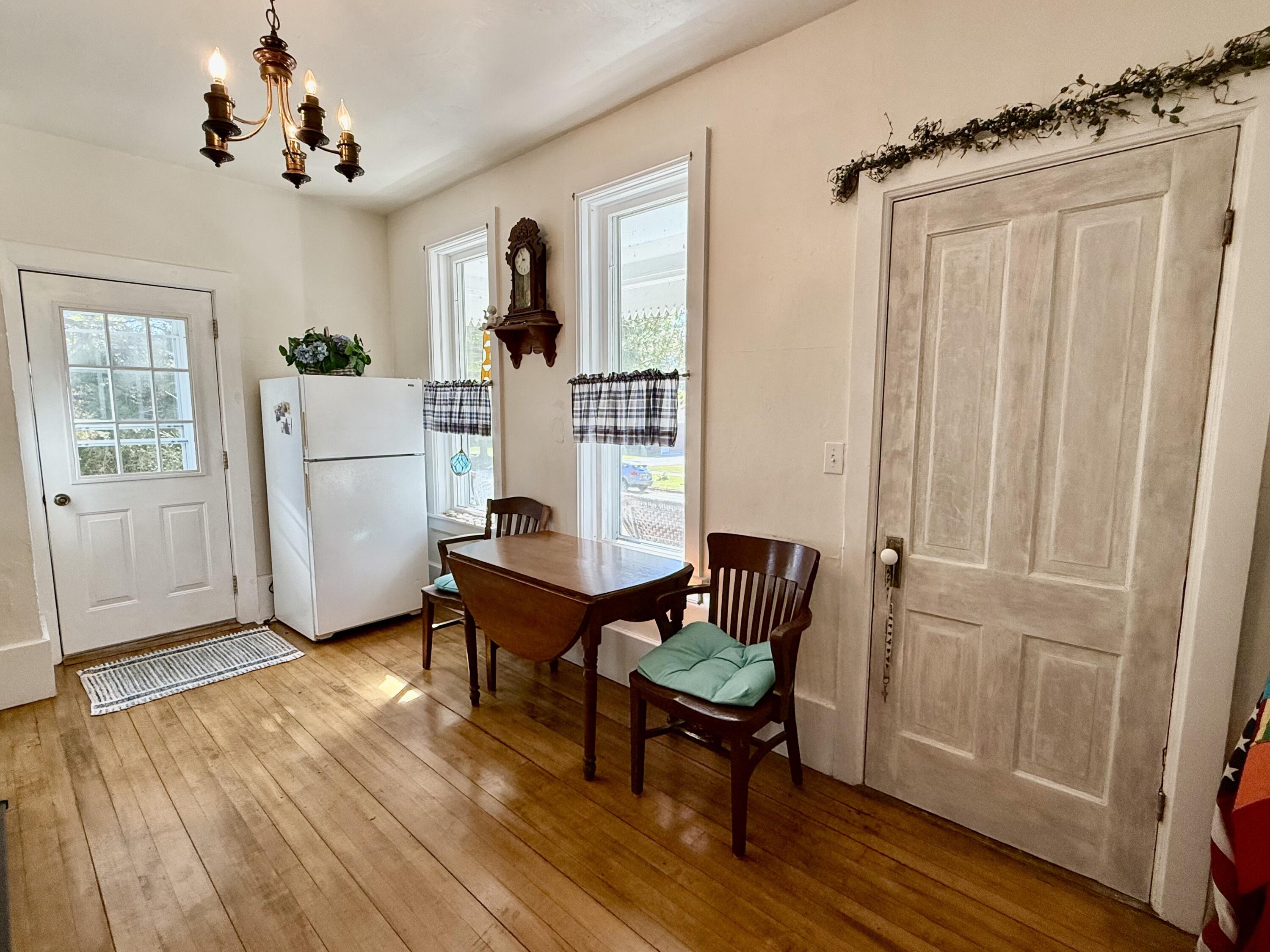 Kewaunee, Wisconsin 54216, United States, 4 Bedrooms Bedrooms, ,1 BathroomBathrooms,Residential,Active,224247