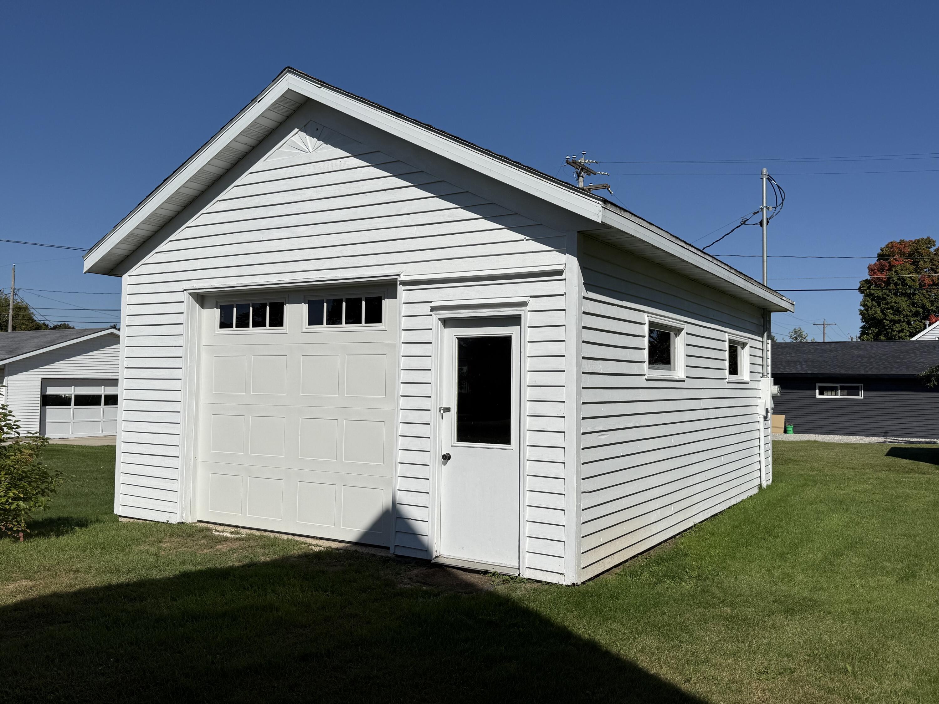 Kewaunee, Wisconsin 54216, United States, 4 Bedrooms Bedrooms, ,1 BathroomBathrooms,Residential,Active,224247