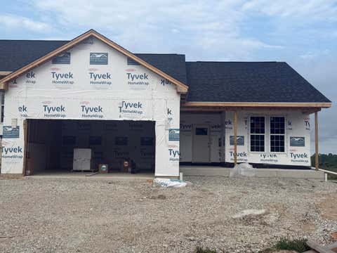Photo of 8604 Summit Pl, Pleasant Prairie, WI 53158 (MLS # 1976787)