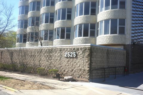 Photo of 2525 S Shore Dr, Milwaukee, WI 53207 (MLS # 1959310)