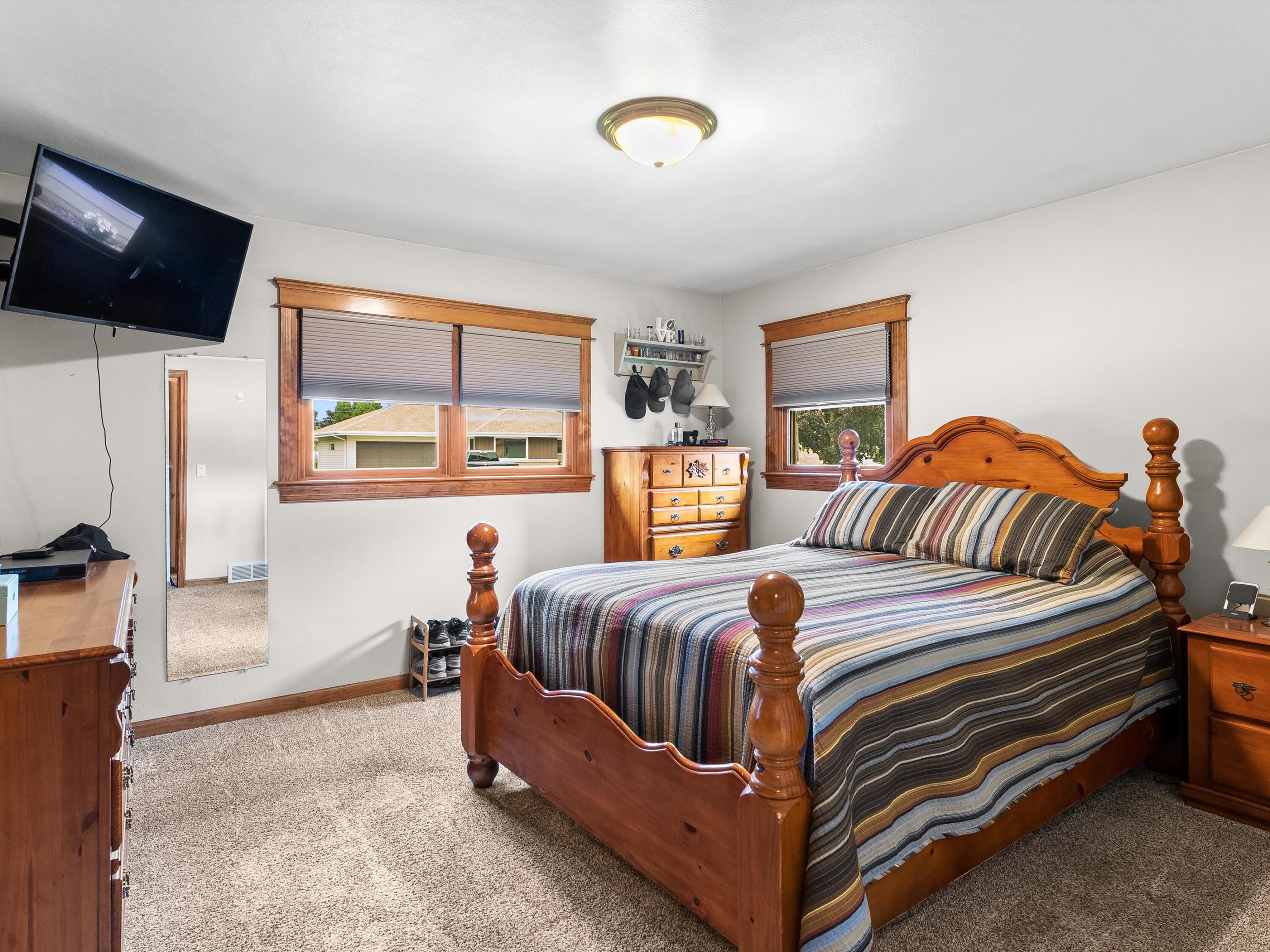 Manitowoc, Wisconsin 54220, United States, 3 Bedrooms Bedrooms, ,2 BathroomsBathrooms,Residential,Active,179381