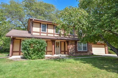 Photo of 514 Crescent Ln, Thiensville, WI 53092 (MLS # 1934414) Photo of 514 Crescent Ln, Thiensville, WI 53092 (MLS # 1934414)