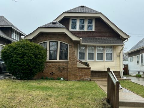 Photo of 3854 N 19th St, Milwaukee, WI 53206 (MLS # 1956364)